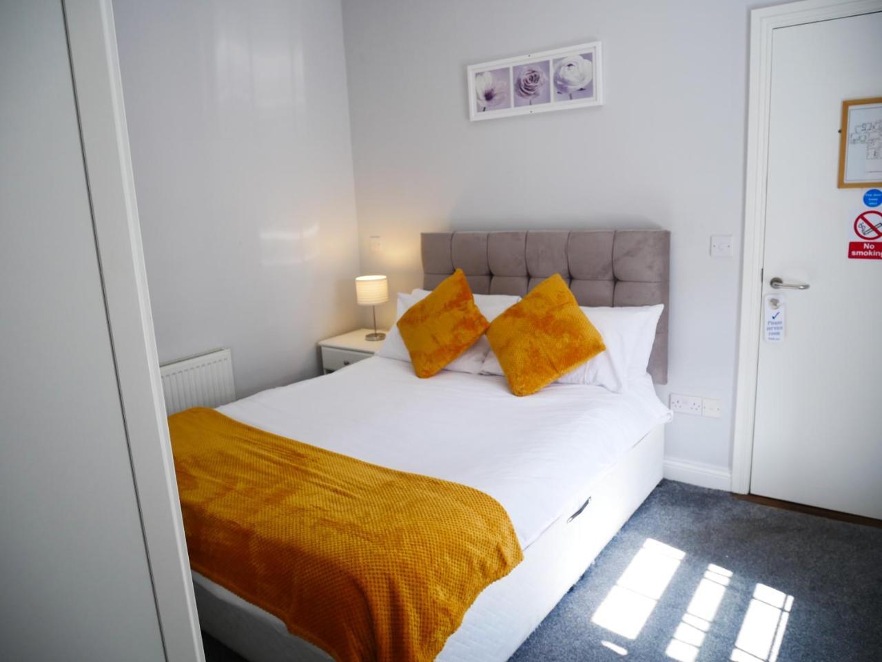 Townhouse Tullamore Hotell Eksteriør bilde